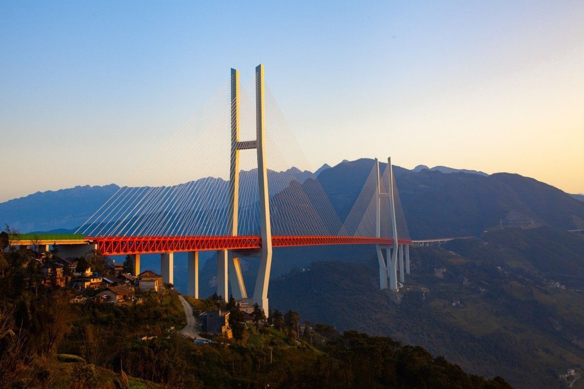 The Duge Bridge looking eastward