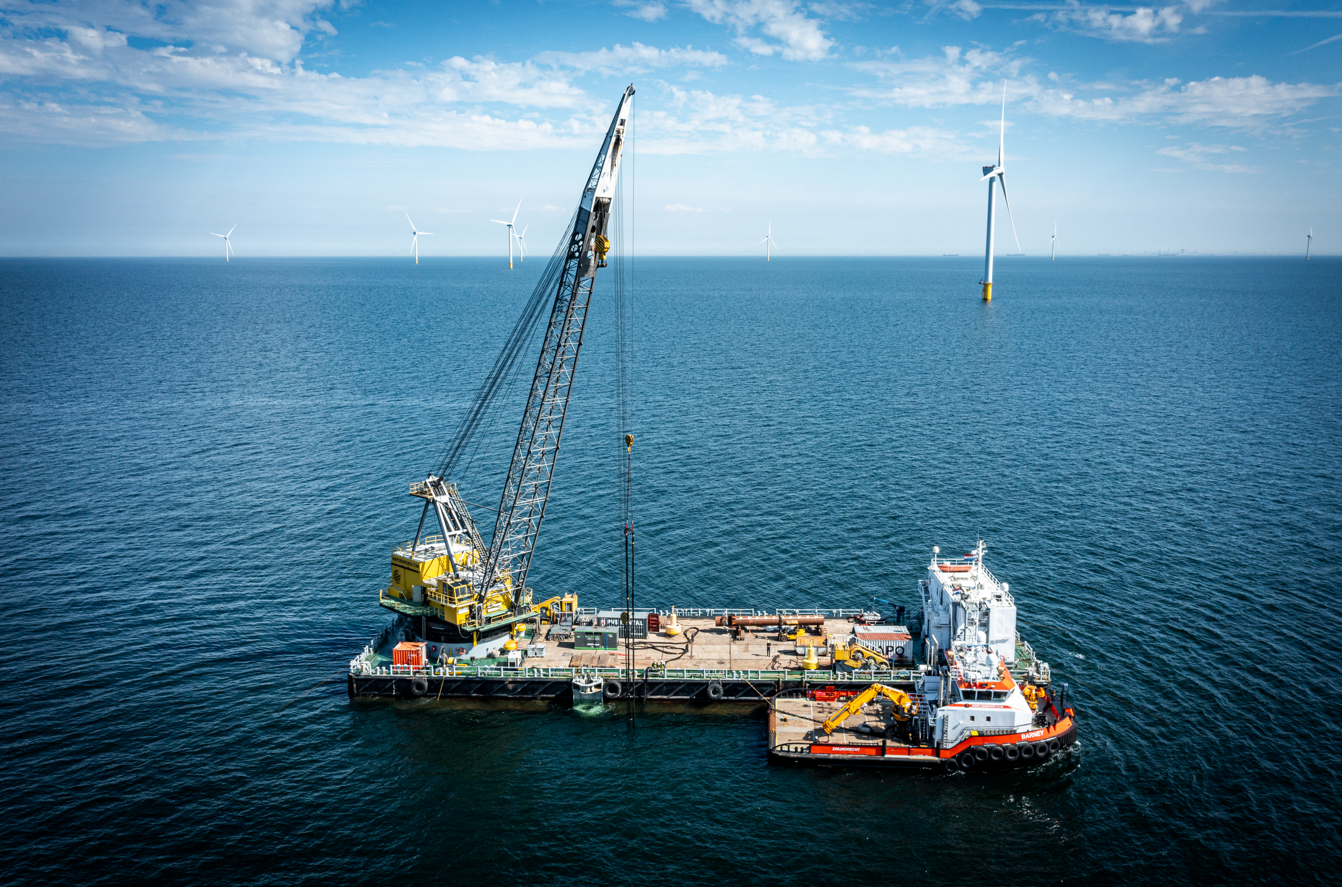 A ship in the North Sea helps to set up the seaweed farm near Hollandse Kust Zuid.